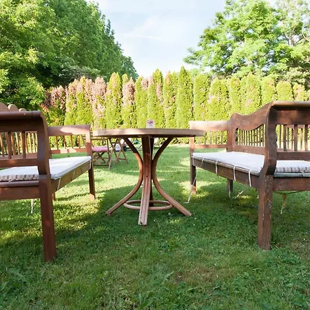 Tatil Evi Kislaki Bormanufaktura Vendeghaza